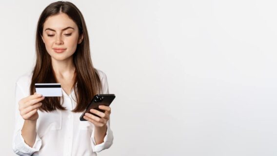 Como funciona um cartão de crédito corporativo e quais são suas vantagens?