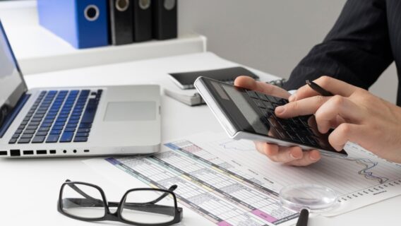 Como fazer o seu controle de caixa com a ajuda da tecnologia?
