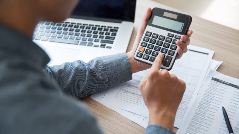 Calculadora de salário líquido 2025: Como calcular seu salário com precisão