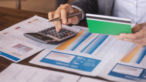 Como usar as categorias de extrato bancário para organizar as finanças empresariais