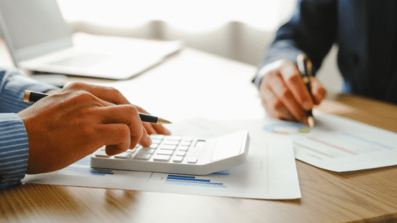 O que é contabilidade de custos? Entenda o conceito e suas aplicações