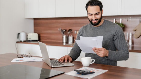 Aprenda como calcular décimo terceiro e entenda o custo para a empresa