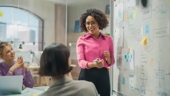 Benefícios e o que considerar antes de escolher uma conta PJ para sua startup