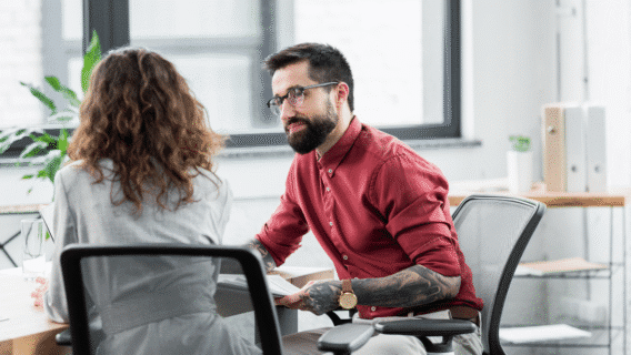 Reunião one-one-one (1:1): como fazer? Confira as etapas para implementar e 35 perguntas-chave