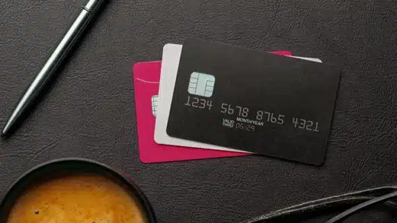 Como escolher o melhor cartão de crédito sem anuidade para uso empresarial
