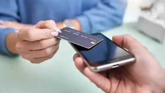 Tap to pay: como usar o celular como maquininha