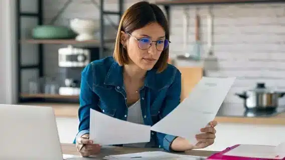 Trocar de banco PJ para reduzir custos: o que considerar antes de mudar?