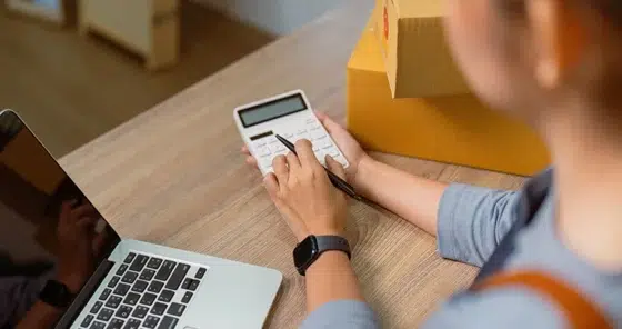 Como calcular frete: entenda os fatores que definem o preço da entrega