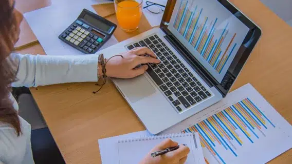 Dinheiro pessoal na empresa: como registrar aportes, empréstimos e reembolsos para a contabilidade